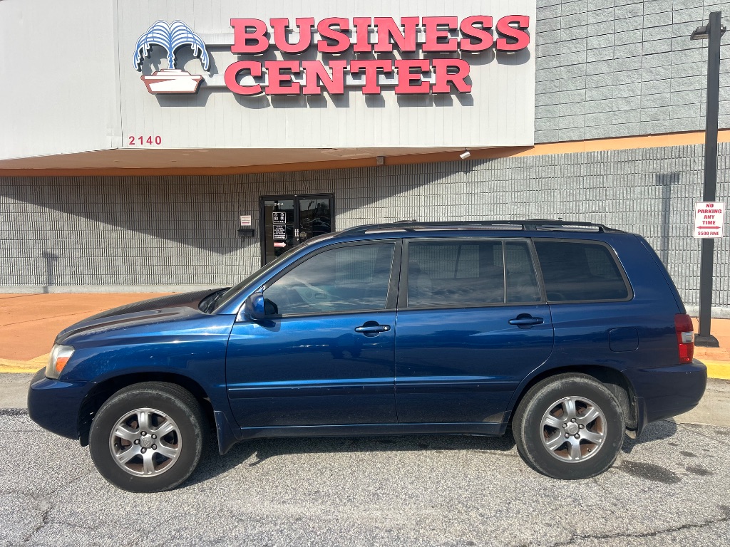 2004 Toyota Highlander Base